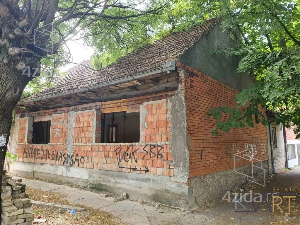Kuća | 4zida