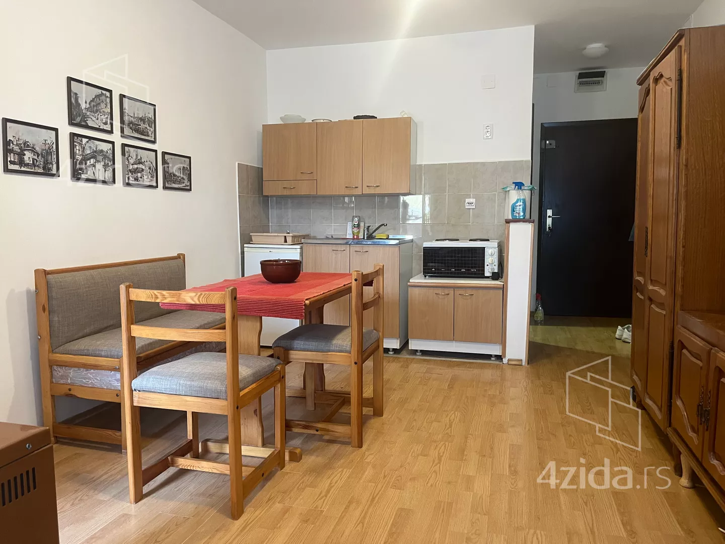 Garsonjera | 4zida