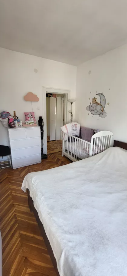 Vukov Spomenik | 4zida.rs