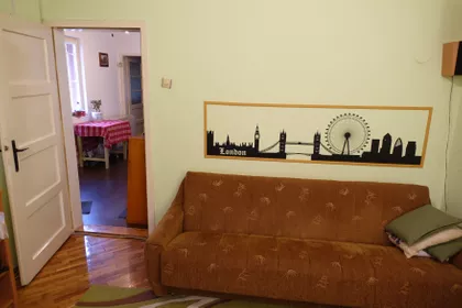 Ustanička 5 | 4zida.rs