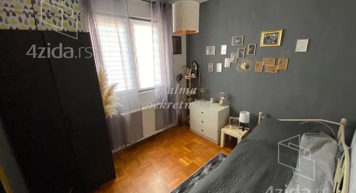 Petosoban stan | 4zida