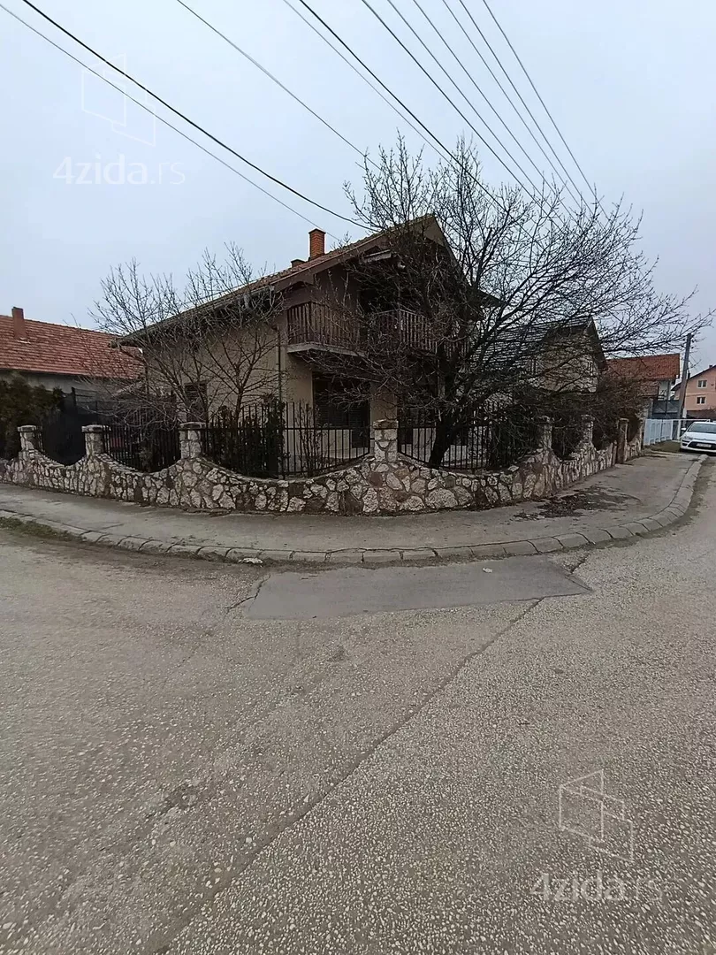 2-etažna kuća | 4zida