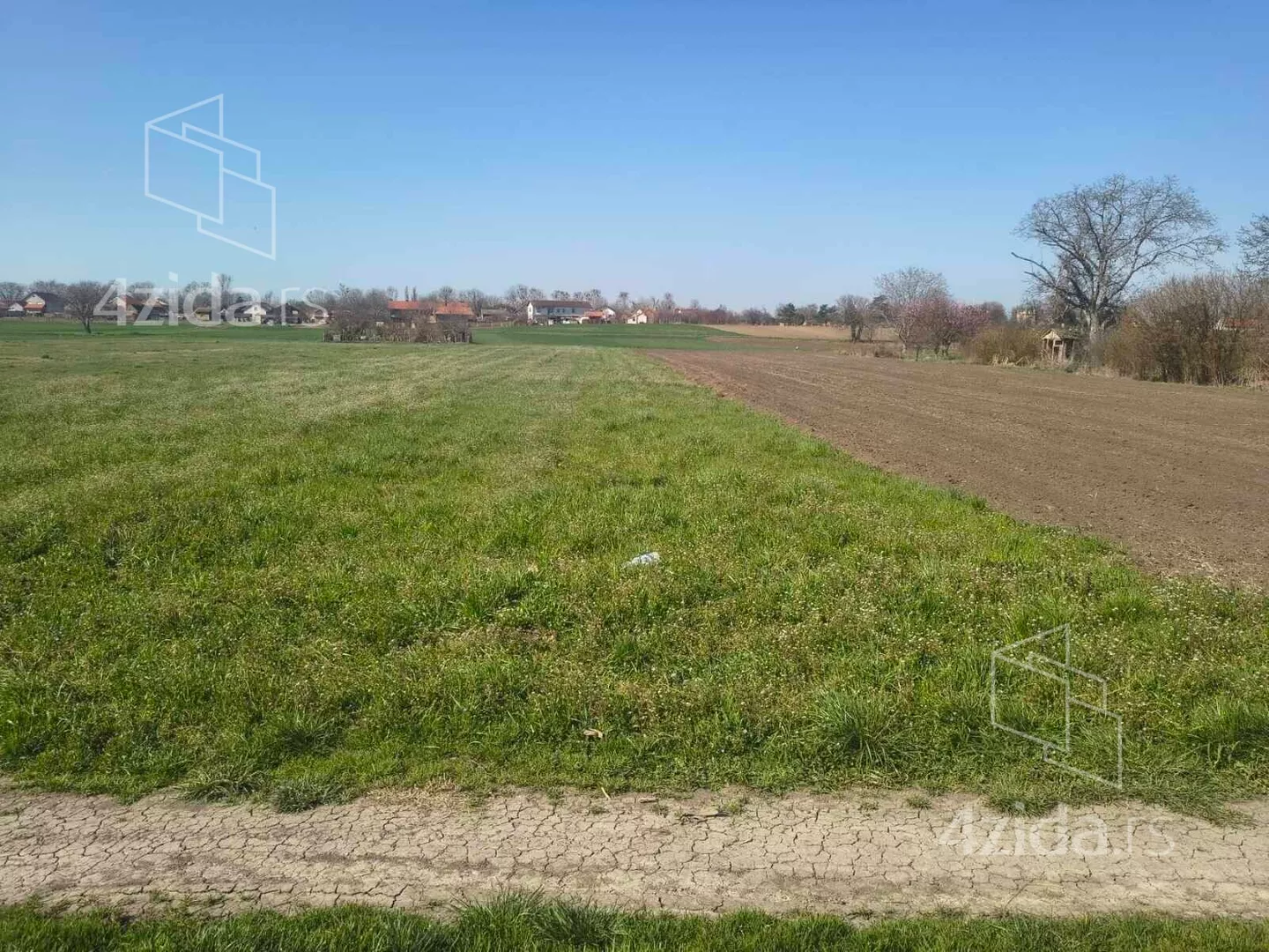 Građevinsko zemljište | 4zida