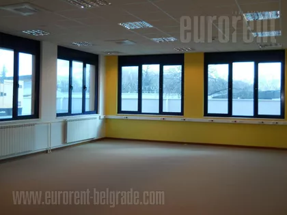 BEŽANIJSKA KOSA 1 | 4zida.rs