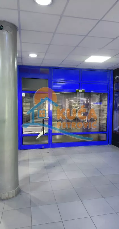 Obrenovićeva | 4zida.rs