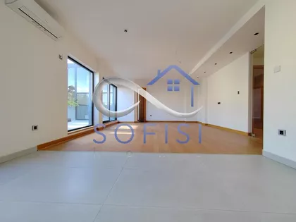 Cara Dušana | 4zida.rs