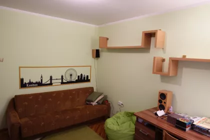 Ustanička 5 | 4zida.rs