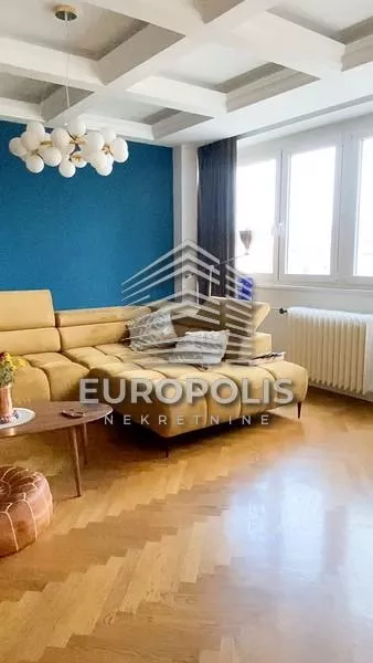 Ustanička | 4zida.rs