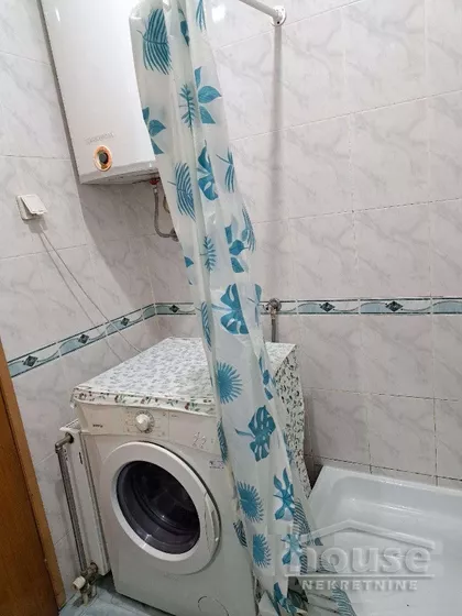 Cara Dušana | 4zida.rs