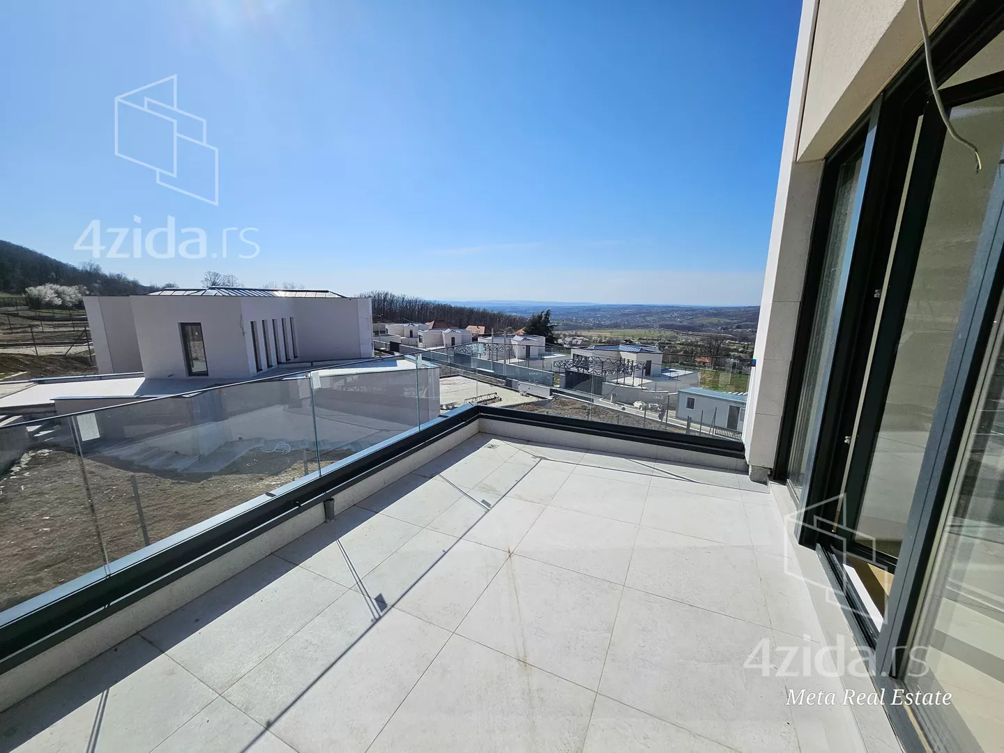 3-etažna kuća | 4zida