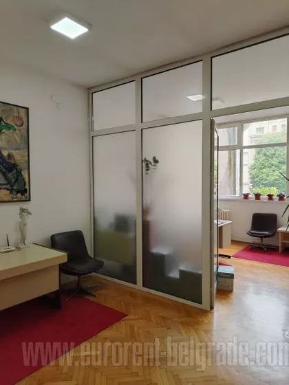 KNEZ MIHAILOVA | 4zida.rs