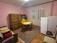 Gradske lokacije, Titel | 4zida.rs