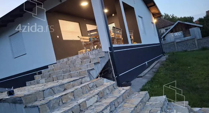 Kuća | 4zida