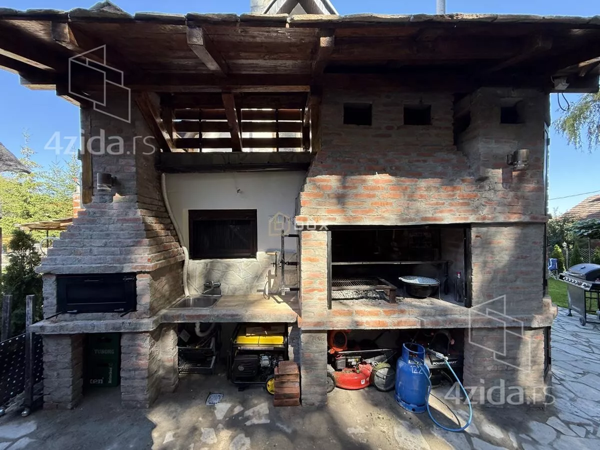 Kuća | 4zida