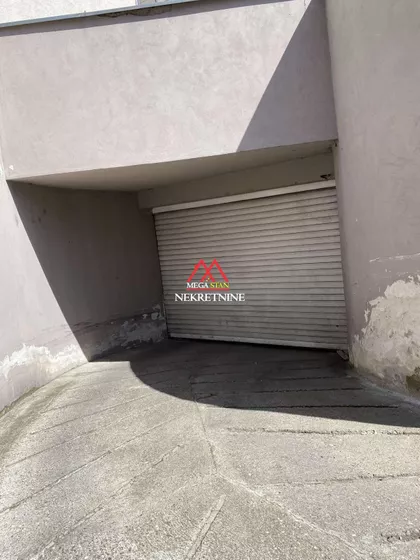 Petra Drapšina 32 | 4zida.rs