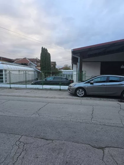 Branka Bjegovića 73 | 4zida.rs