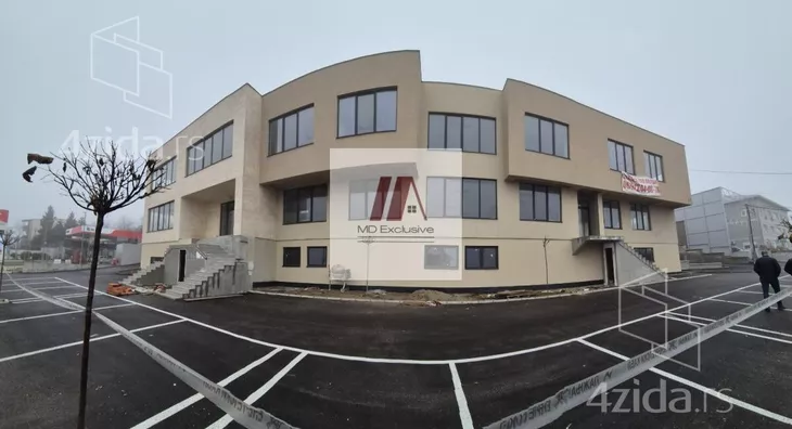 Poslovni prostor | 4zida