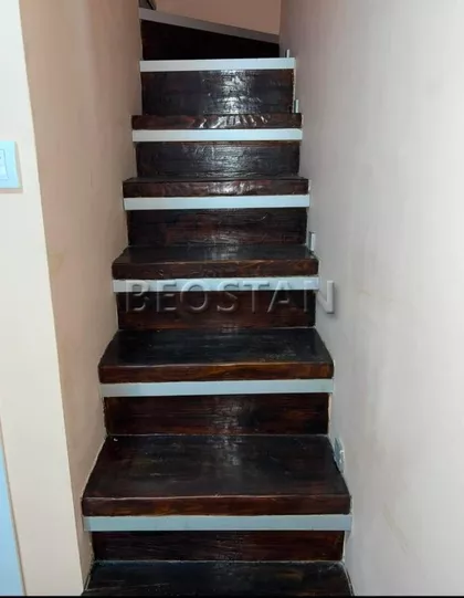 Gospodar Jevremova | 4zida.rs