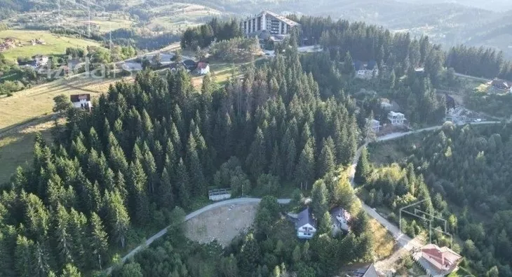 Plac | 4zida