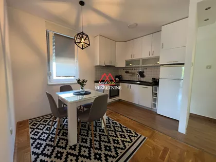 Heroja Pinkija | 4zida.rs