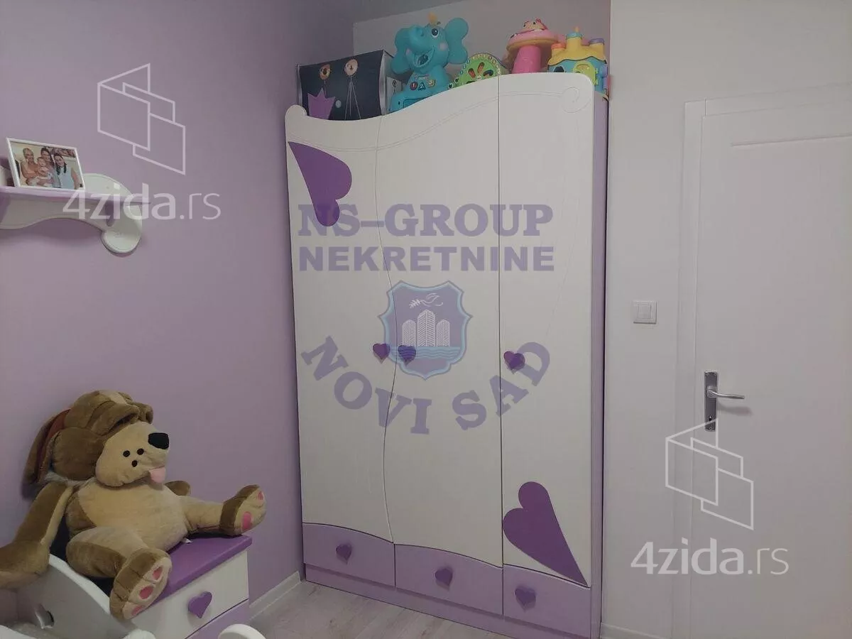Četvorosoban stan | 4zida