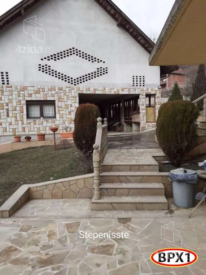 3-etažna kuća | 4zida
