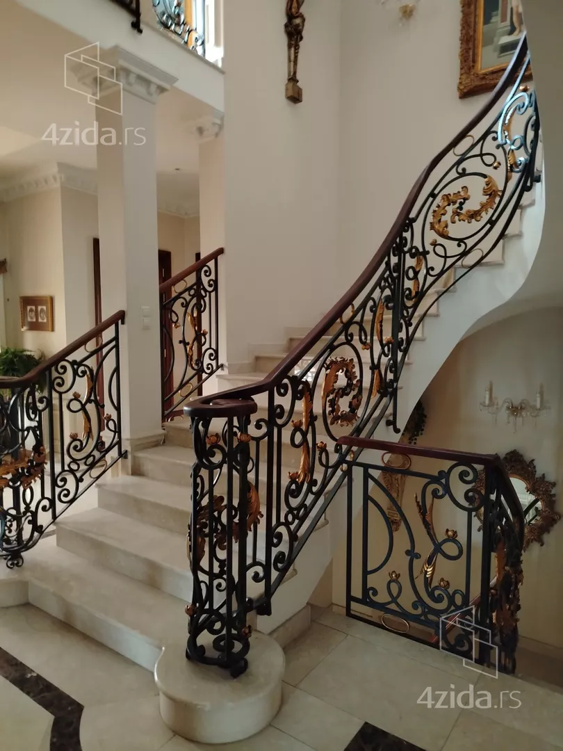 3-etažna kuća | 4zida