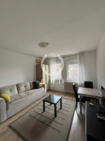 Stojana Novakovića | 4zida.rs