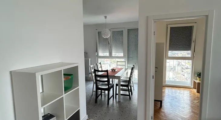 Četvoroiposoban stan | 4zida