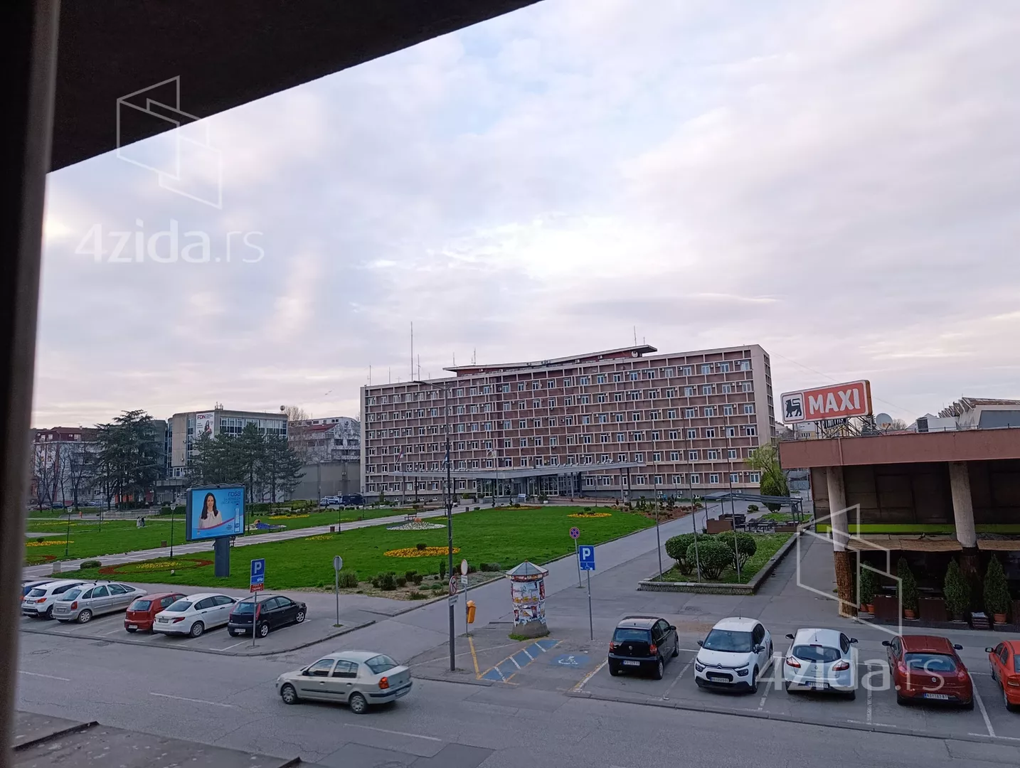 Dvoiposoban stan | 4zida