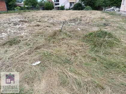 Zvečka | 4zida.rs