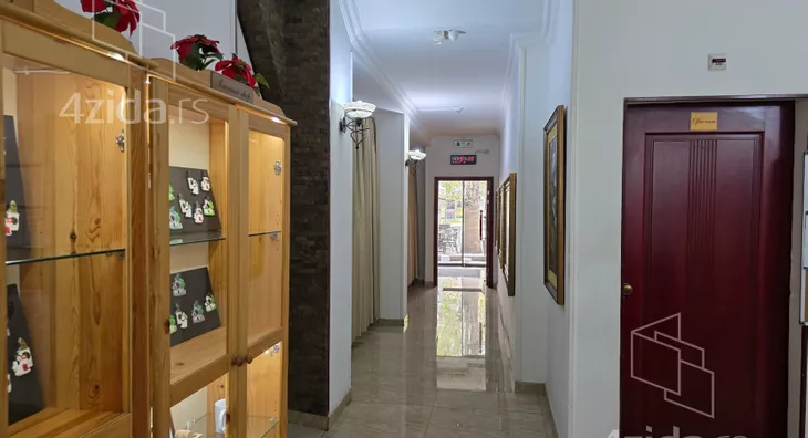 Turistički objekat | 4zida