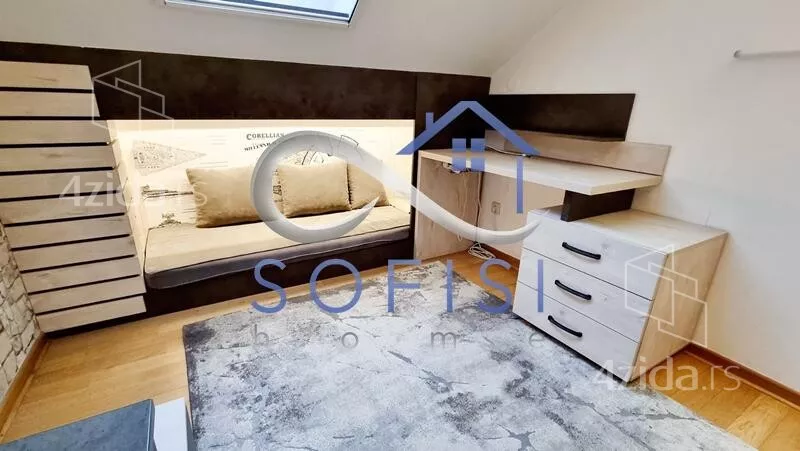 Petosoban stan | 4zida