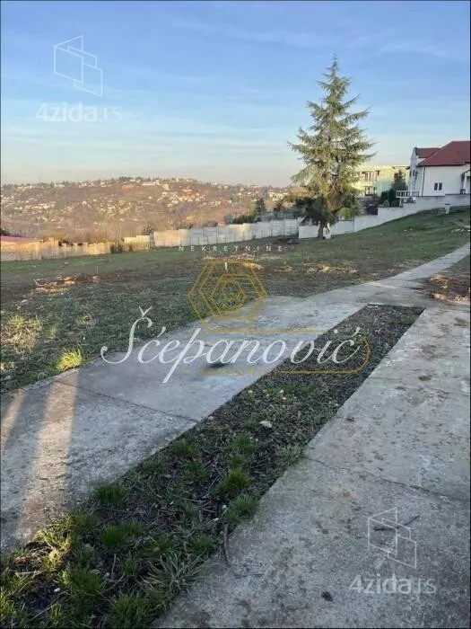 Građevinsko zemljište | 4zida