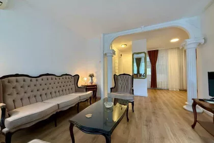 Milentija Popovića bb | 4zida.rs