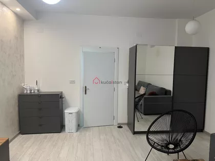 Karađorđeva | 4zida.rs