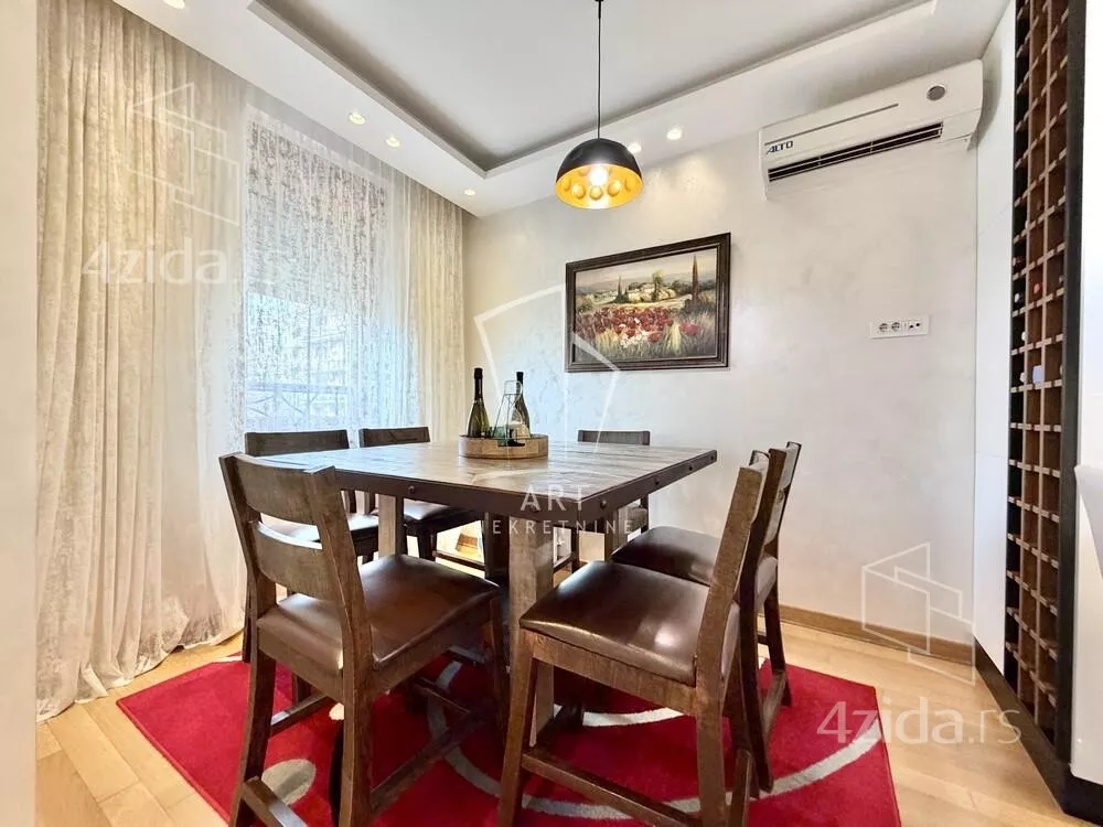 Četvorosoban stan | 4zida