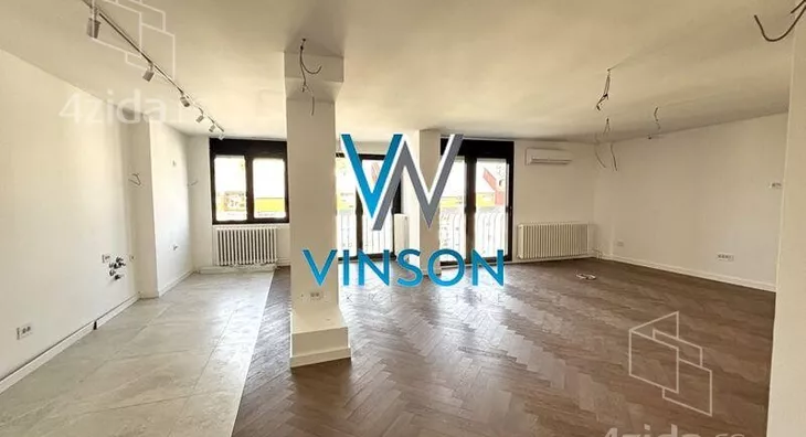 Četvoroiposoban stan | 4zida