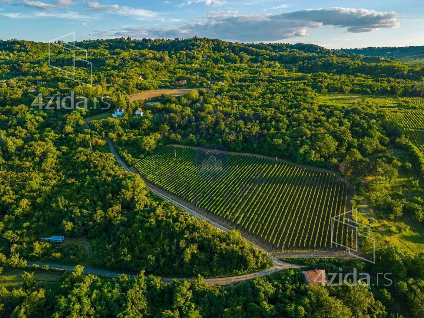 Poljoprivredno zemljište | 4zida