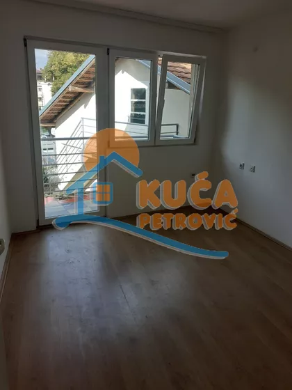 Vojvode Momčila | 4zida.rs
