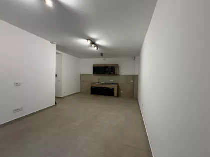 Sazonova | 4zida.rs