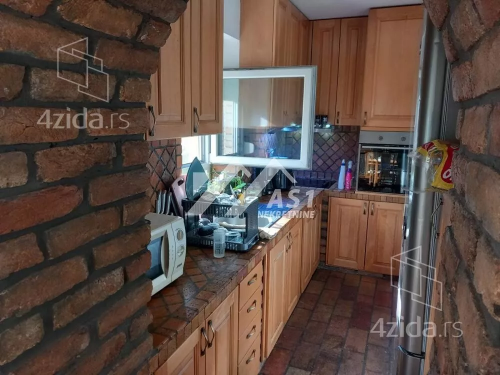 4-etažna kuća | 4zida