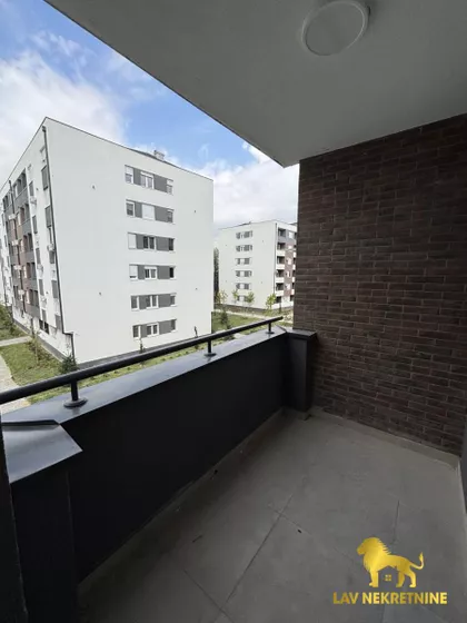 RUMENAČKI PUT | 4zida.rs