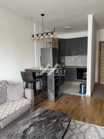 Gorana Jojića | 4zida.rs