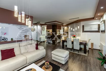 Kragujevački oktobar | 4zida.rs