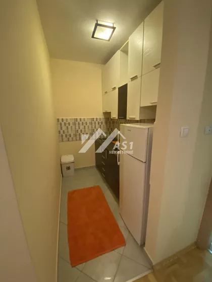 Lovćenska | 4zida.rs