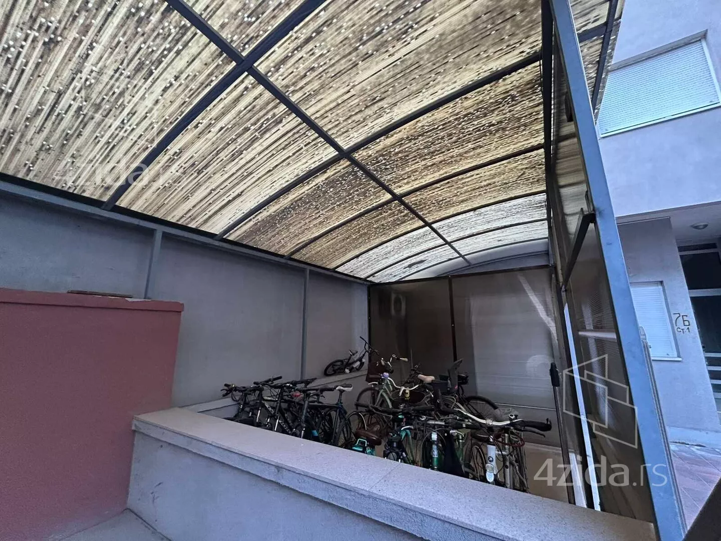 Jednosoban stan | 4zida