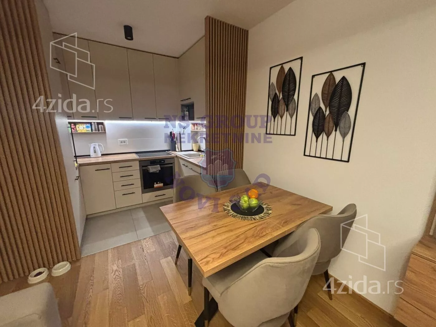 Troiposoban stan | 4zida