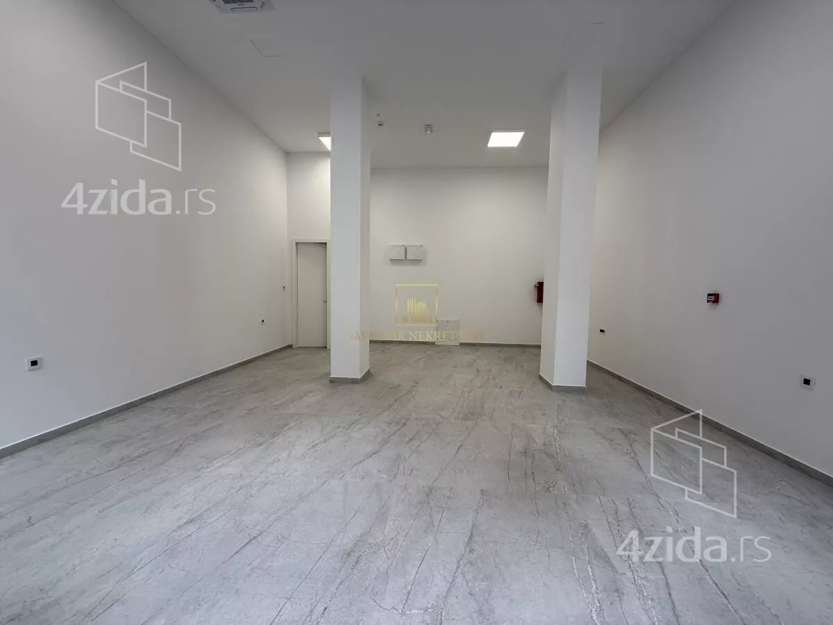 Poslovni prostor | 4zida