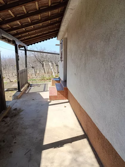 Lugarska 4 | 4zida.rs